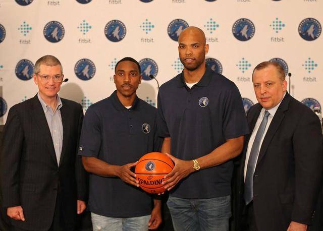 在一场决定 在一场决定